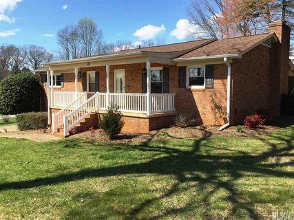 21 Northwest Road sold home in Lakemont, Hickory, NC
