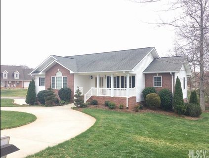 1110 Edgefield Lane