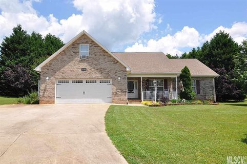 2136 Picnic Drive sold home in South Lakes, Newton, NC