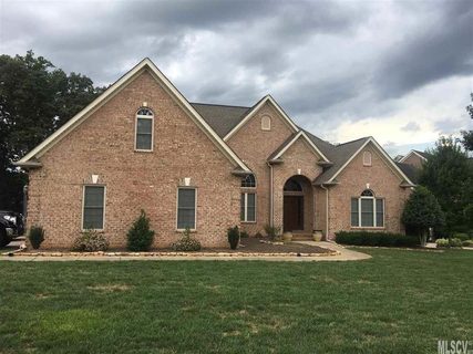 1211 Bugle Lane