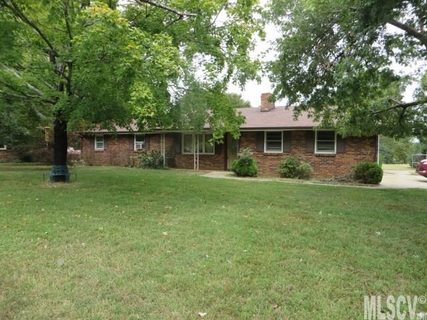 1594 Lenora Circle
