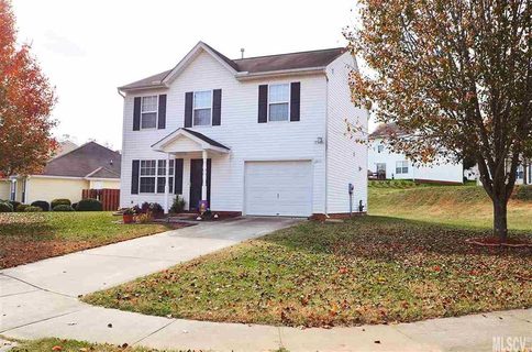 1908 9th Street Drive sold home in Windsong, Hickory, NC