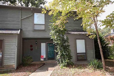 4340 N Center Street 204