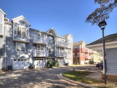 1560 Walnut View Drive sold home in Walnut Hills, Charlotte, NC