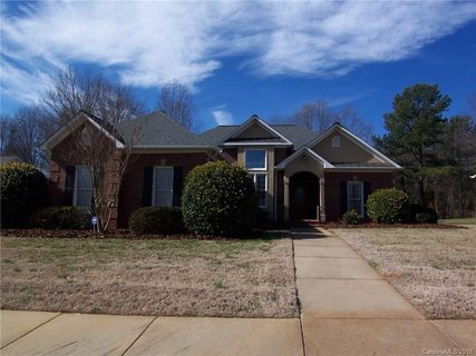 1345 Moonshadow Lane