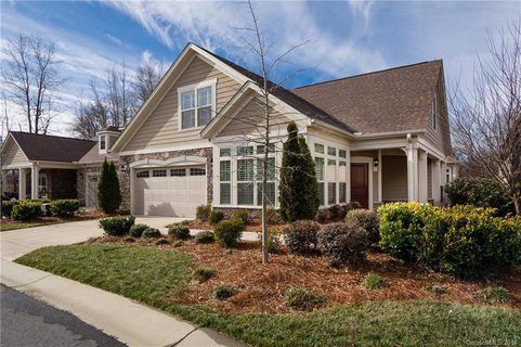 904 Morningstar Lane sold home in The Courtyards at Weddington Road, Matthews, NC