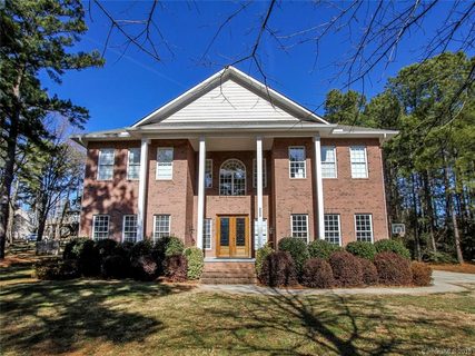 225 Shoreline Loop sold home in Bay View Estates, Mooresville, NC