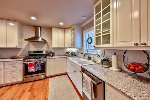 2510 E Providence Drive sold home in East Providence Estates, Charlotte, NC