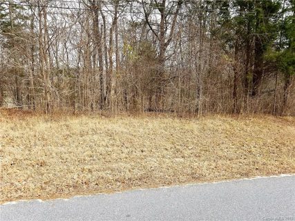685 Knollcrest Drive sold lot in Luvine Hills, Concord, NC