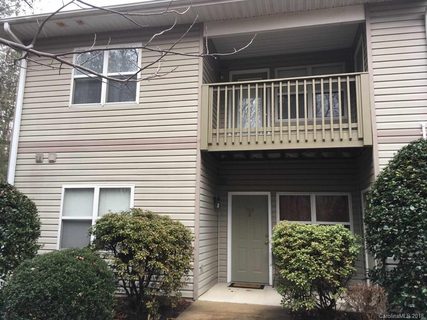 305 Carlyle Way