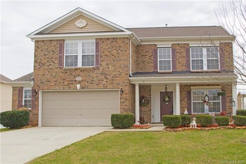 1206 Applewood Lane