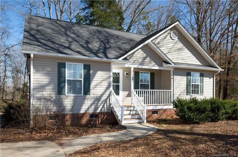 208 Flushing Drive sold home in Whipoorwill Estates, York, SC