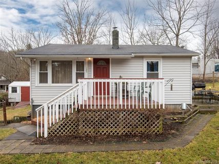 125 Lower Edgewood Road sold home in Moody Heights, Candler, NC