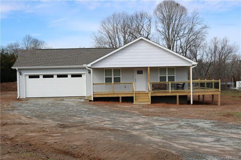 71 Sherman Meadows Drive sold home in Sherman Meadows, East Flat Rock, NC