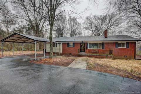 3581 Travis Lane sold home in Crestview, Concord, NC