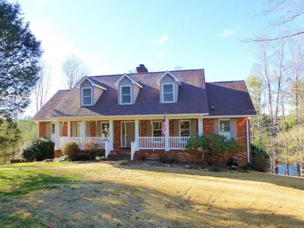 Previously sold for $408,000