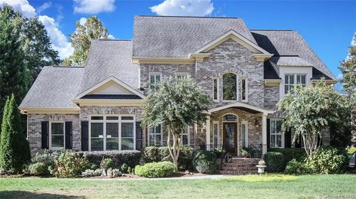 9530 Sardis Glen Drive sold home in Benton Woods, Matthews, NC