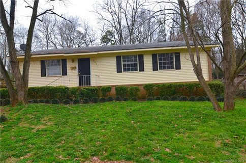 9422 Spruce Pine Place