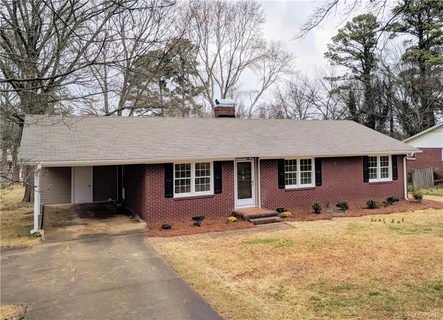 1075 Christopher Circle
