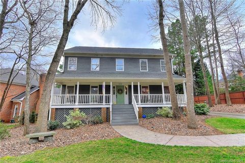 218 Benton Woods Drive sold home in Benton Woods, Matthews, NC