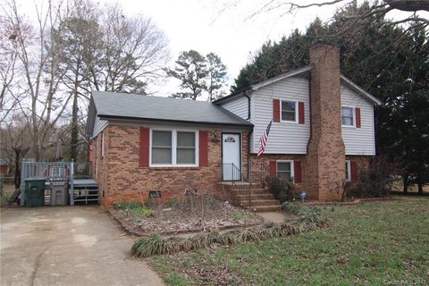 2610 Pineforest Drive