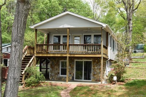 520 Pinehaven Drive 45 sold home in Pinehaven, Badin Lake, NC