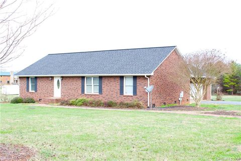 2826 Moose Gantt Trail 31 sold home in Sunbeam Mini Farms, Crouse, NC