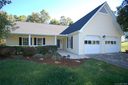 10126 Crayton Drive sold home in Charlotte, SC