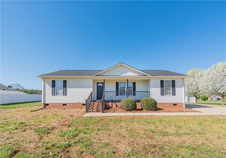 149 Flushing Drive sold home in Whipoorwill Estates, York, SC