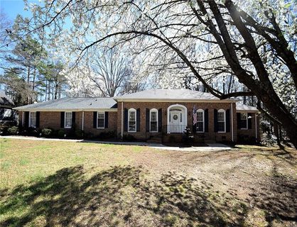 2103 Louise Drive
