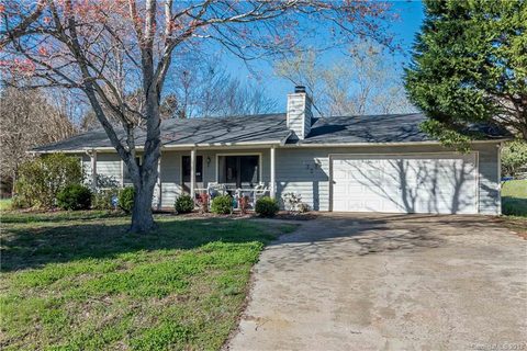 8324 Woodgate Lane