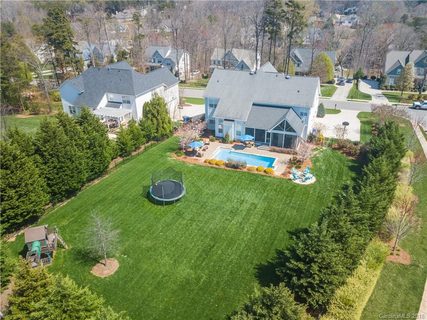 137 Preserve Way