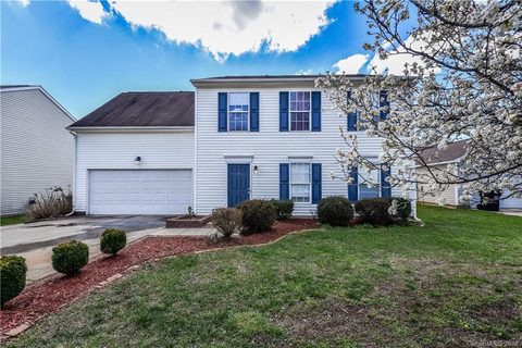 2085 Chapel Creek Road sold home in Autumn Ridge, Concord, NC