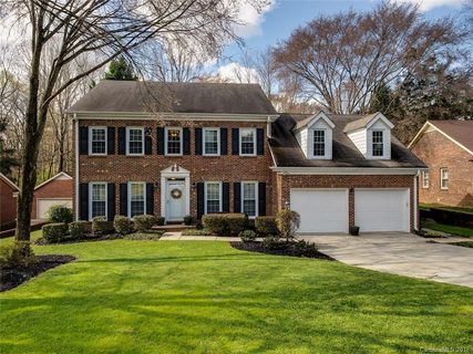 Previously sold for $435,600