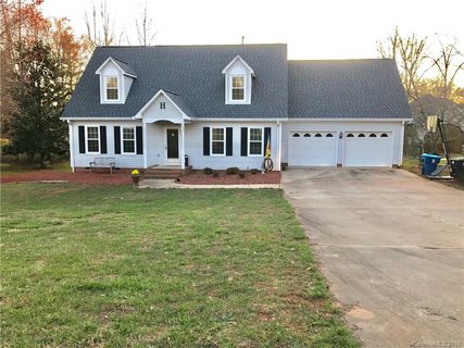 209 Knollwood Drive
