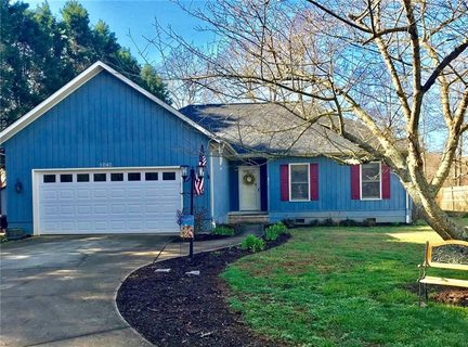 1242 Canseco Lane