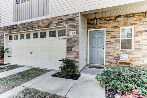 3313 Silver Stream Road sold home in Cedarwood, Charlotte, NC