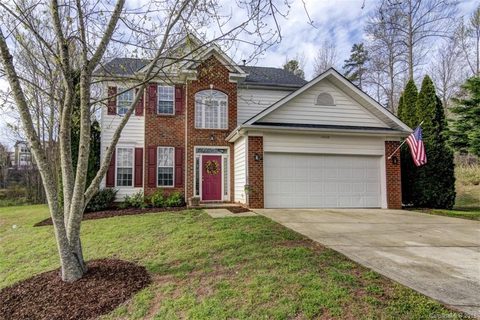 13228 Crooked Pine Court sold home in Rocky Ridge, Charlotte, NC