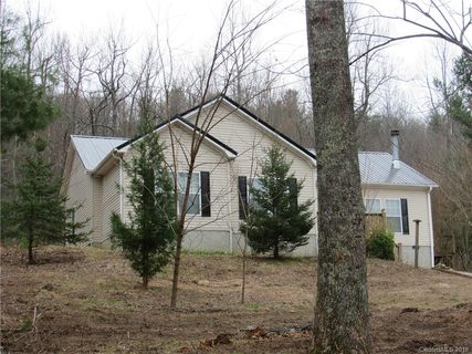 1894 Holiday Drive