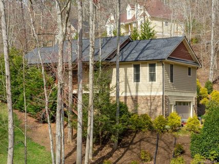 45 Creek Run Road sold home in Forest Creek, Candler, NC