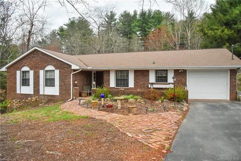33 Fieldcrest Circle