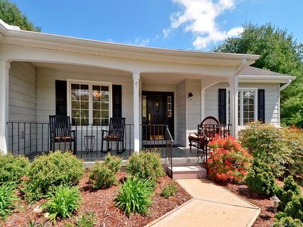 116 Cypress Point sold home in Sugar Hollow Farms, Hendersonville, NC