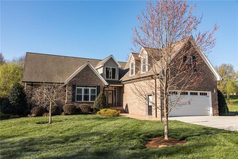 214 Brentwood Drive 25