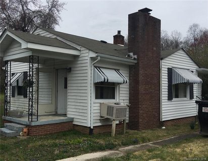 1968 Haywood Road 90-92 sold home in Lynnwood, Hendersonville, NC