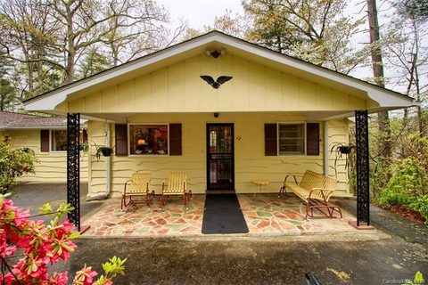 12 Toms Park Circle sold home in Toms Hill, Hendersonville, NC