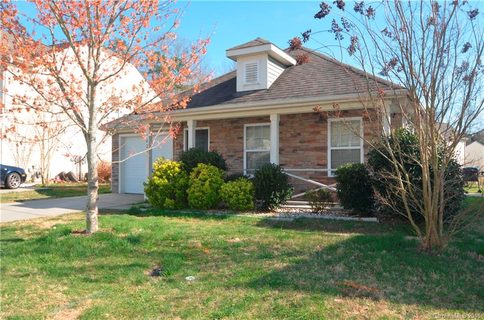 1429 Logan Patrick Court 124 sold home in Villages at Fifth Avenue, Gastonia, NC