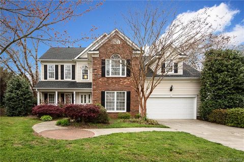 8818 Kingston Forest Drive 80 sold home in Kingston Forest, Charlotte, NC