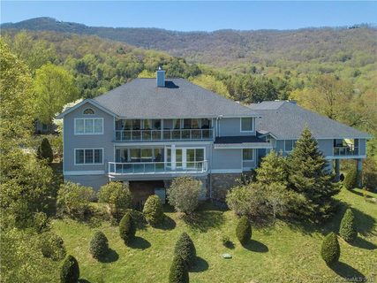 366 Skylark Lane sold townhome in Knoll At Laurel Ridge, Waynesville, NC