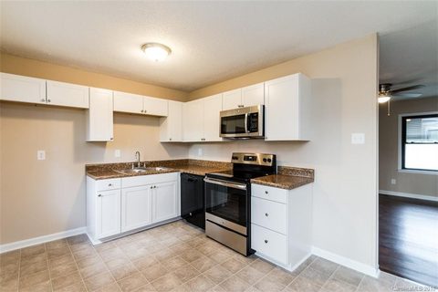 1521 Green Circle Drive sold home in Green Acres, Gastonia, NC