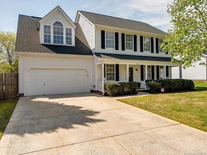 14318 Ruddy Court sold home in Wing Pointe, Charlotte, NC